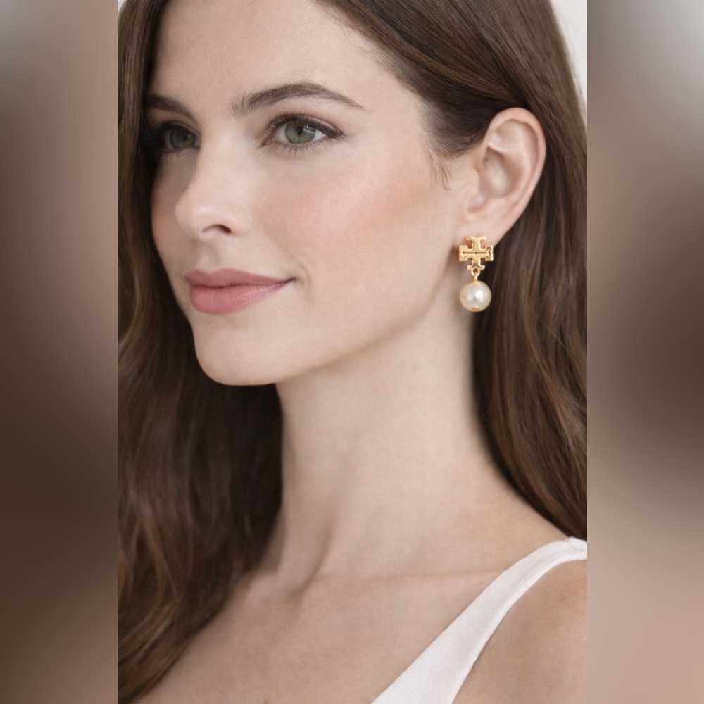 Tory Burch Kira Moondance Pearl Drop Earrings Gold Tone NWT - Picture 11 of 11